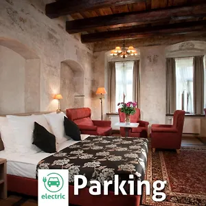 **** Hotel Santi Polska