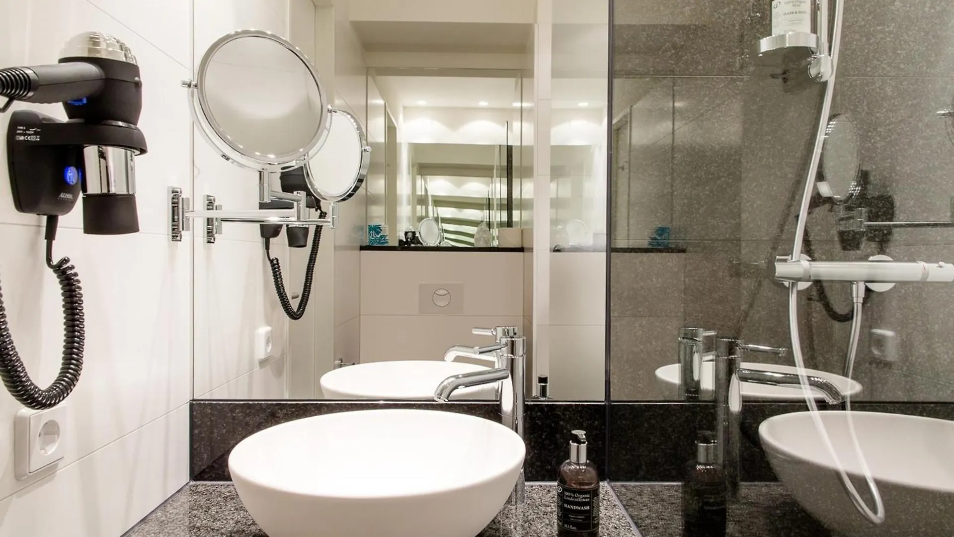 Motel One Амстердам